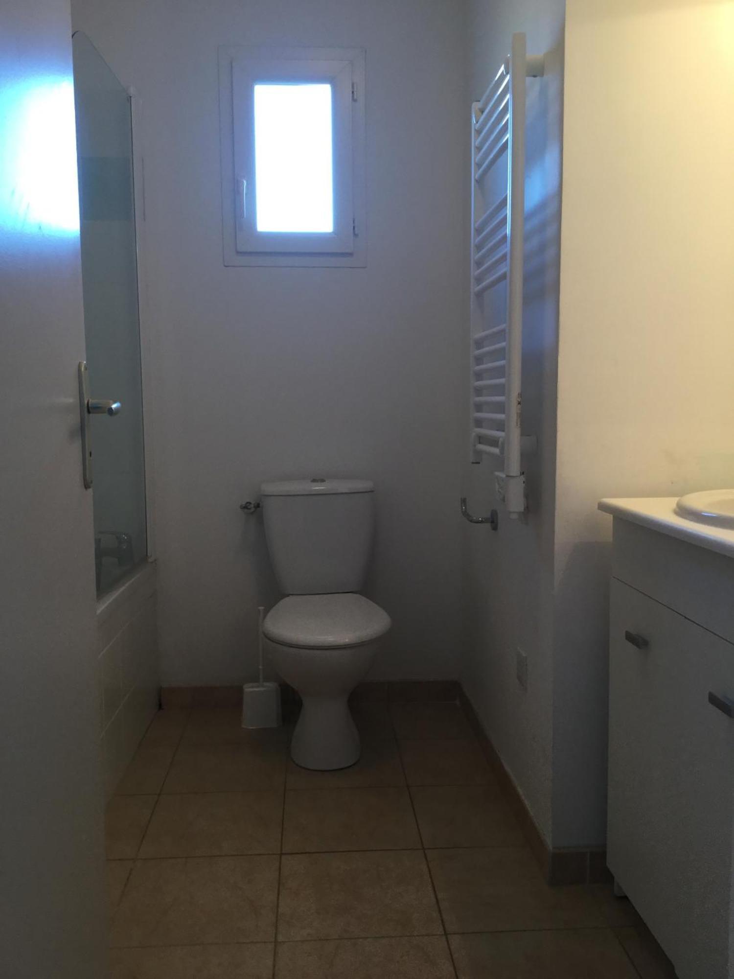 Gîte Climatisé 2 à 4 personnes, dans Résidence Vacances avec Piscine Chauffée, à Mouriès au coeur du Parc Naturel Régional des Alpilles, LS1-294 OUCEAN Esterno foto