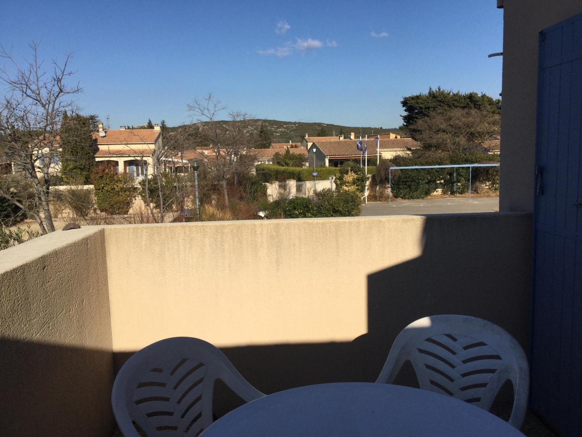 Gîte Climatisé 2 à 4 personnes, dans Résidence Vacances avec Piscine Chauffée, à Mouriès au coeur du Parc Naturel Régional des Alpilles, LS1-294 OUCEAN Esterno foto